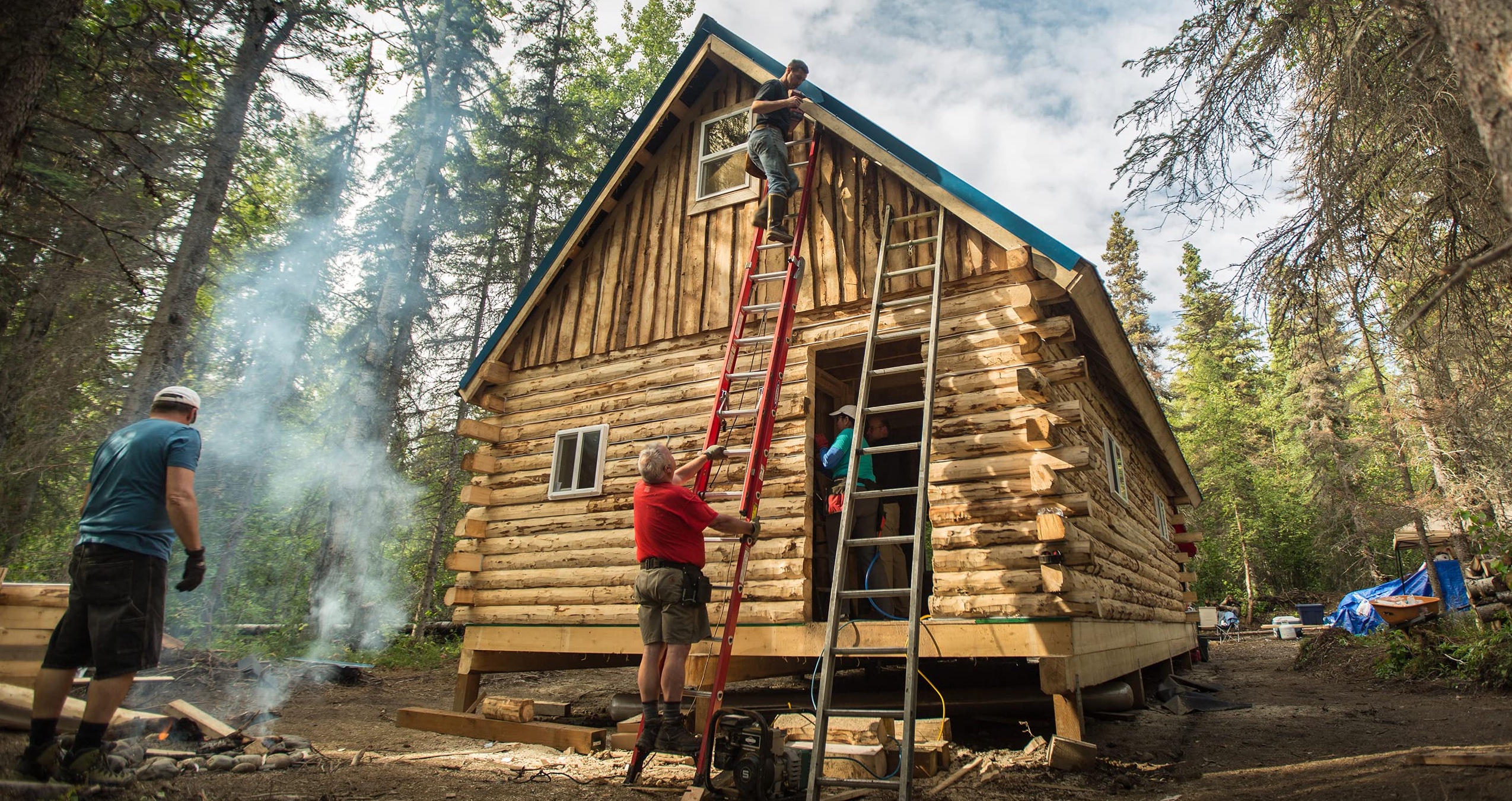 How To Build An Off-Grid Log Cabin